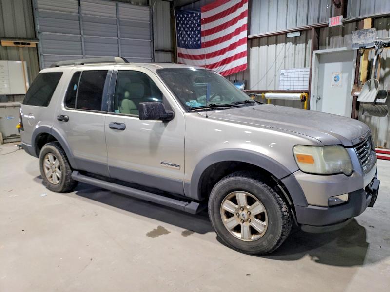 Photo 4 from auction – 2006 FORD EXPLORER with VIN 1FMEU73E66UB38245