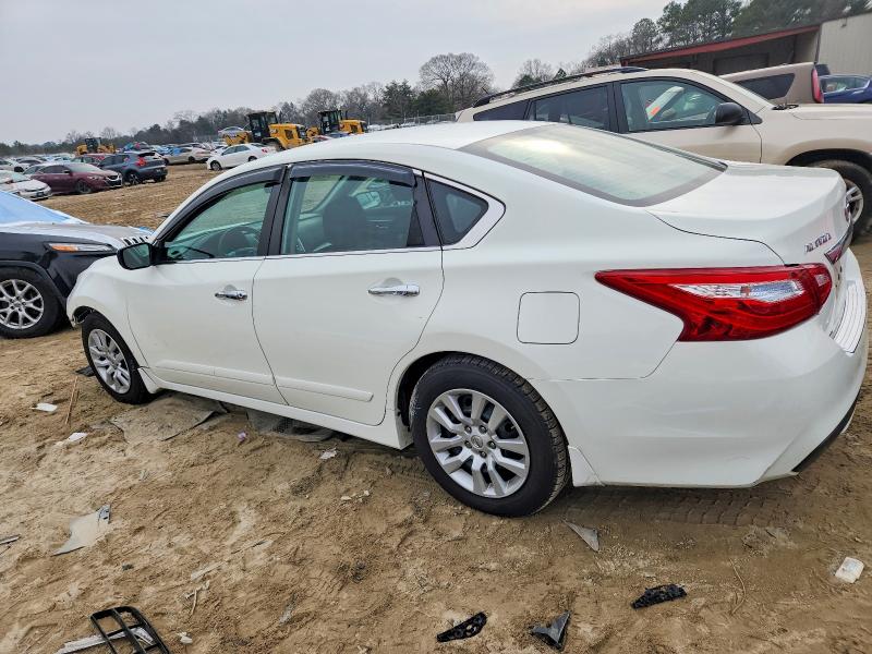 Photo 2 from auction – 2017 NISSAN ALTIMA with VIN 1N4AL3AP1HC269696
