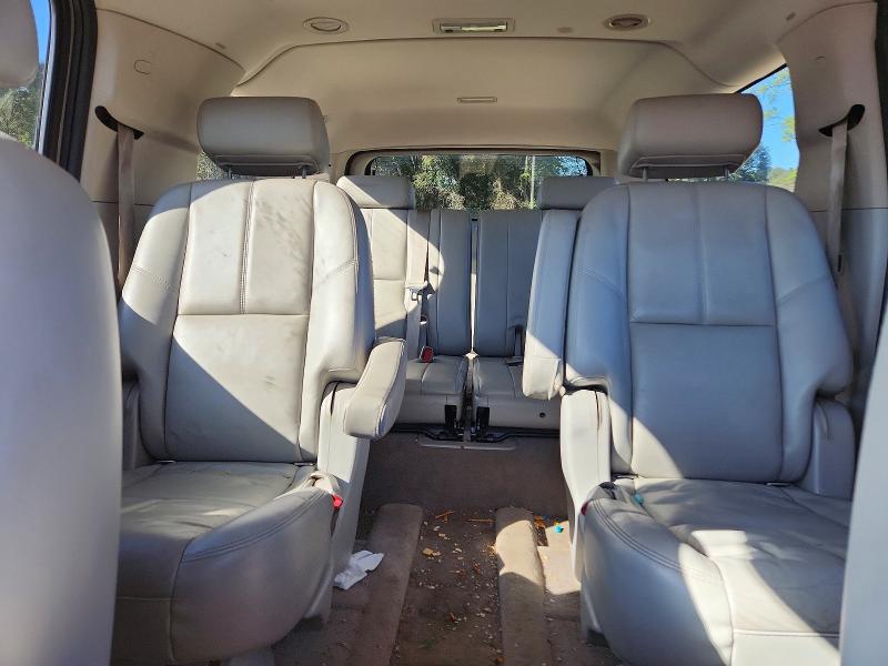 Photo 10 from auction – 2009 CHEVROLET SUBURBAN with VIN 1GNFC26049R186405