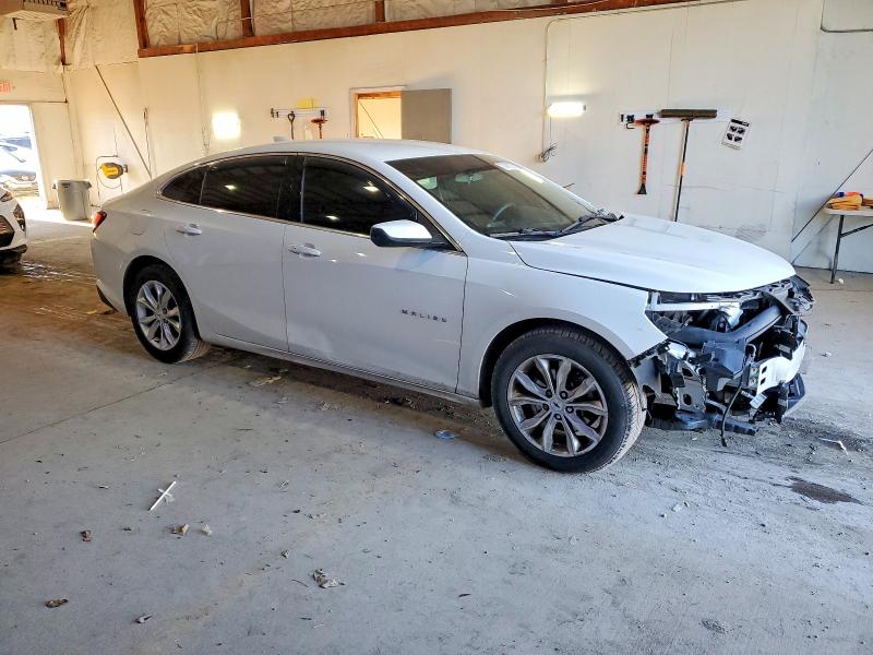 Photo 4 from auction – 2020 CHEVROLET MALIBU LT with VIN 1G1ZD5ST3LF016140
