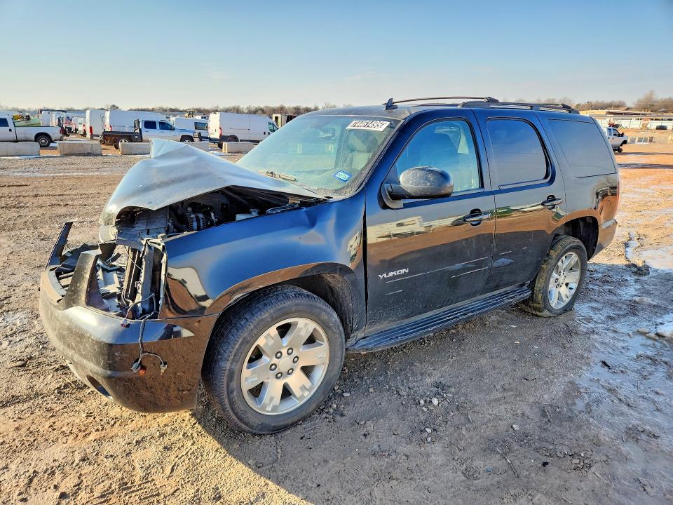 GMC YUKON 2012 with VIN 1GKS1AE01CR306116 - Photo from auction