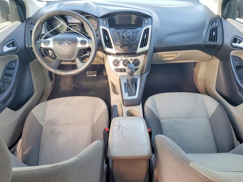 Photo 8 from auction – 2014 FORD FOCUS SE with VIN 1FADP3F26EL147703