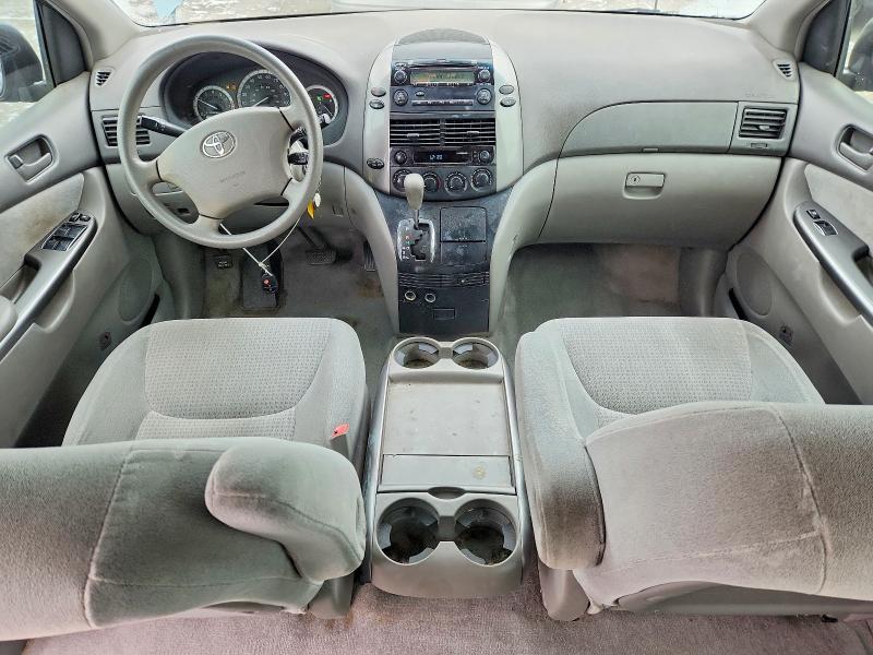 Photo 8 from auction – 2007 TOYOTA SIENNA CE with VIN 5TDZK23C07S088381