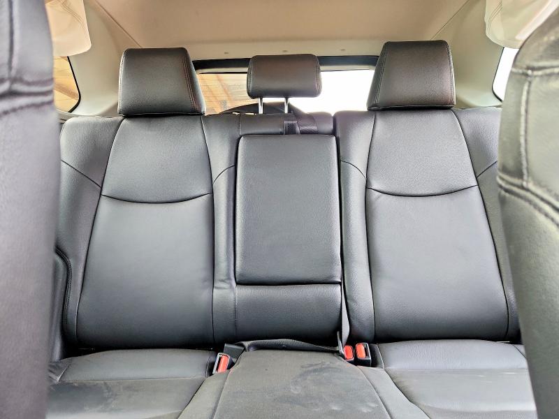 Photo 10 from auction – 2020 TOYOTA RAV4 with VIN 2T3H1RFV5LC075477