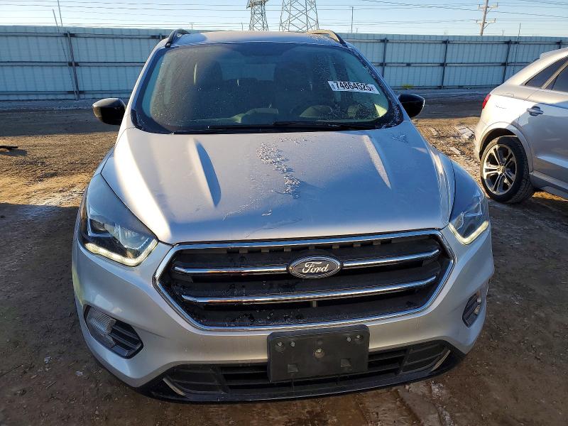 Photo 5 from auction – 2017 FORD ESCAPE SE with VIN 1FMCU0GD2HUC22470