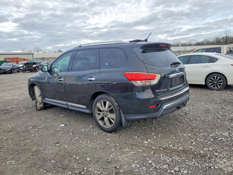 Photo 2 from auction – 2016 NISSAN PATHFINDER with VIN 5N1AR2MN8GC604928