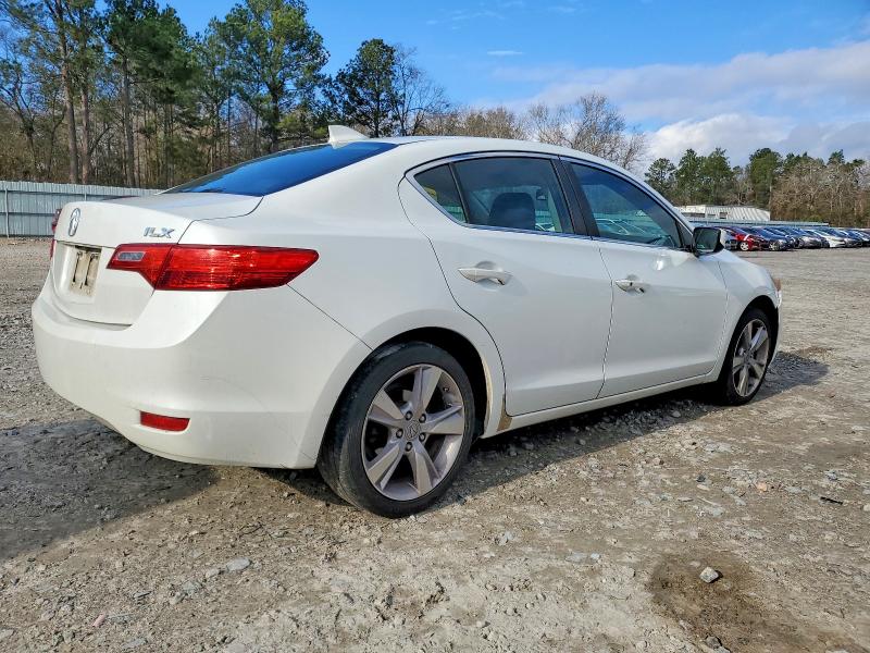 Photo 3 from auction – 2014 ACURA ILX 20 PRE with VIN 19VDE1F56EE003455
