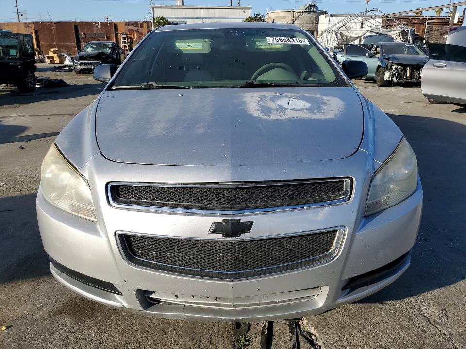 Photo 5 from auction – 2011 CHEVROLET MALIBU with VIN 1G1ZB5E1XBF330883