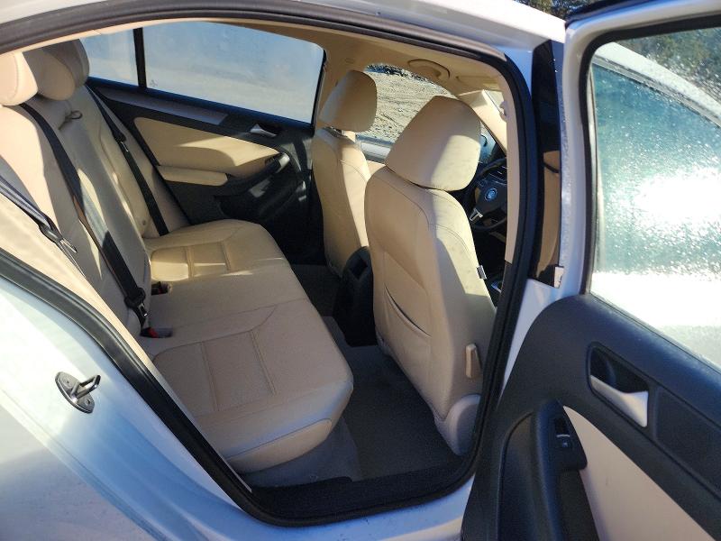 Photo 10 from auction – 2014 VOLKSWAGEN JETTA with VIN 3VWLL7AJ0EM270268