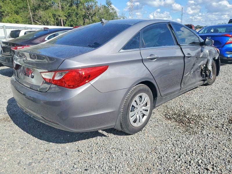 Photo 3 from auction – 2012 HYUNDAI SONATA GLS with VIN 5NPEB4AC8CH341265