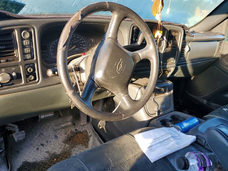 Photo 8 from auction – 2002 CHEVROLET SILVERADO with VIN 2GCEK19T121308806