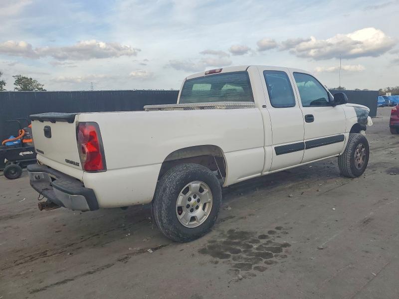 Photo 3 from auction – 2005 CHEVROLET SILVERADO with VIN 1GCEC19V95Z303699