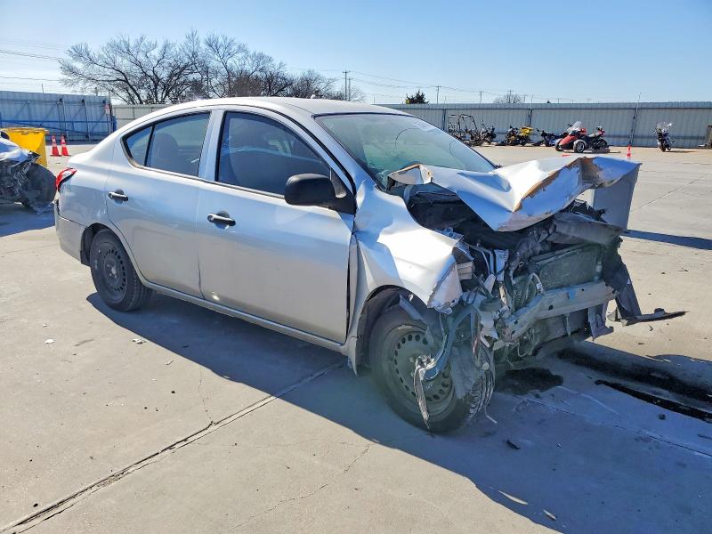 Photo 4 from auction – 2015 NISSAN VERSA with VIN 3N1CN7APXFL906254