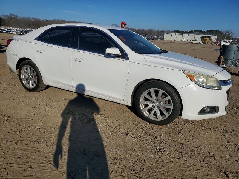 Photo 4 from auction – 2015 CHEVROLET MALIBU 2LT with VIN 1G11D5SLXFF174279