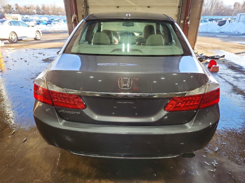 Photo 6 from auction – 2015 HONDA ACCORD EXL with VIN 1HGCR2F88FA070989
