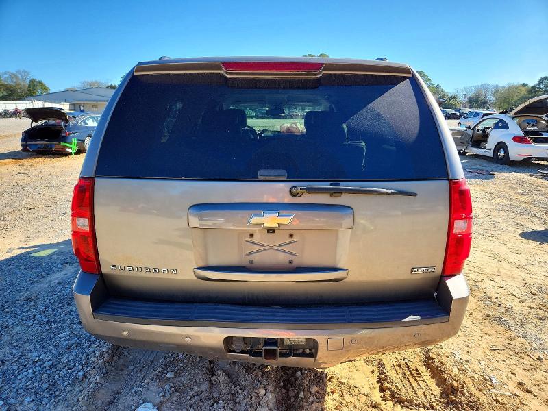 Photo 6 from auction – 2009 CHEVROLET SUBURBAN with VIN 1GNFC26049R186405