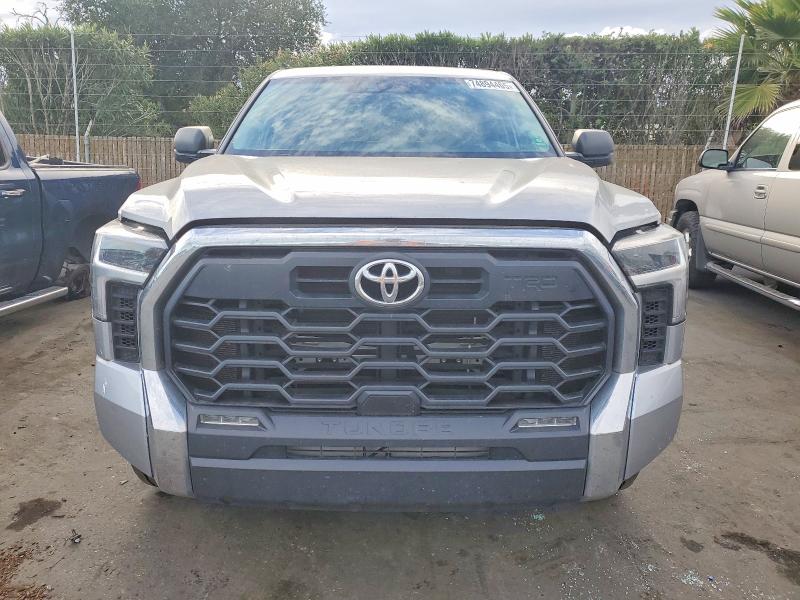 Photo 5 from auction – 2023 TOYOTA TUNDRA with VIN 5TFLA5DB8PX098442