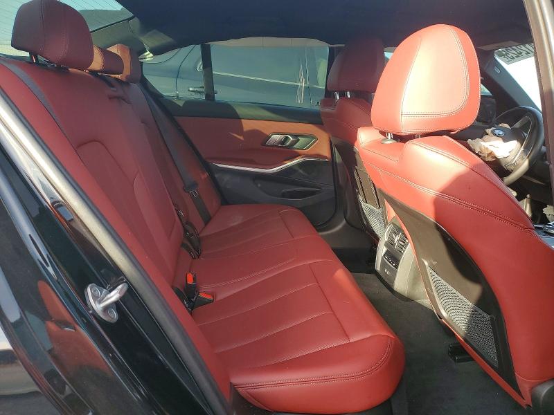 Photo 10 from auction – 2023 BMW 330I with VIN 3MW69FF07P8D38423