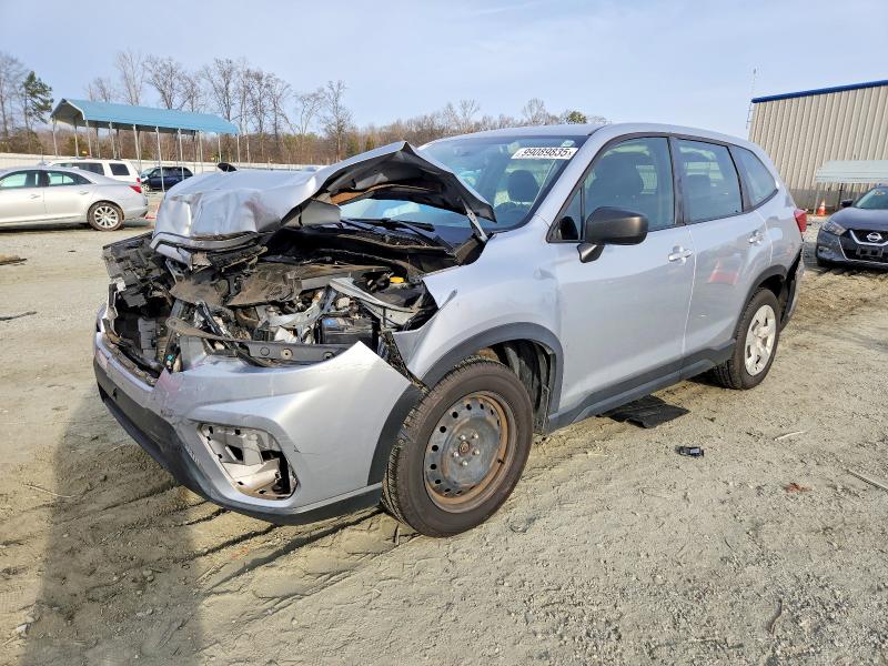 SUBARU FORESTER 2019 with VIN JF2SKAAC0KH469953 - Photo from auction