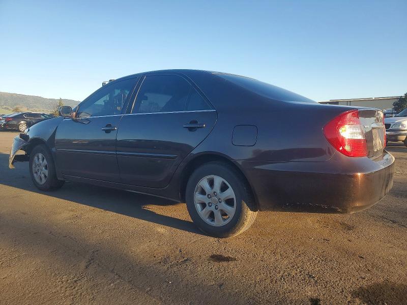 Photo 2 from auction – 2004 TOYOTA CAMRY LE with VIN JTDBF32K240152956