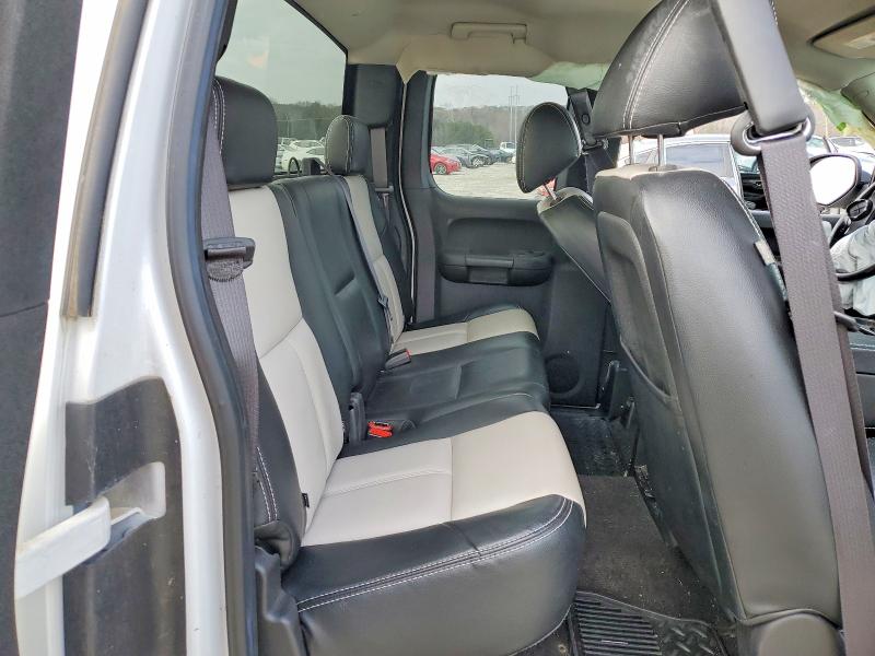 Photo 10 from auction – 2012 CHEVROLET SILVERADO with VIN 1GCRCSE00CZ301421