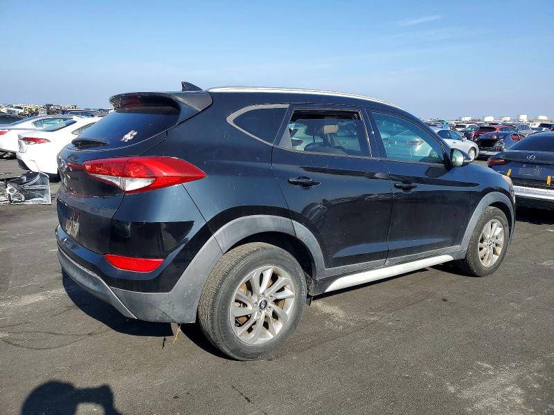 Photo 3 from auction – 2017 HYUNDAI TUCSON with VIN KM8J33A48HU500633