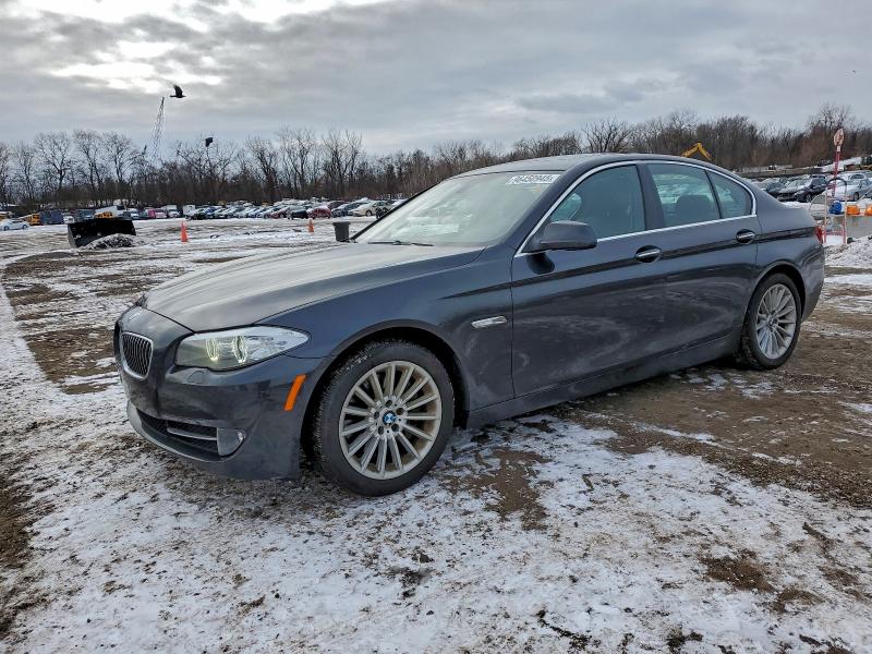 BMW 535 XI 2013 with VIN WBAFU7C57DDU68575 - Photo from auction