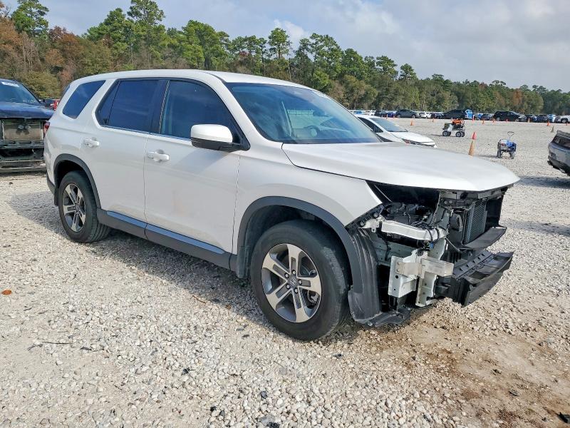 Photo 4 from auction – 2025 HONDA PILOT EXL with VIN 5FNYG2H44SB030396
