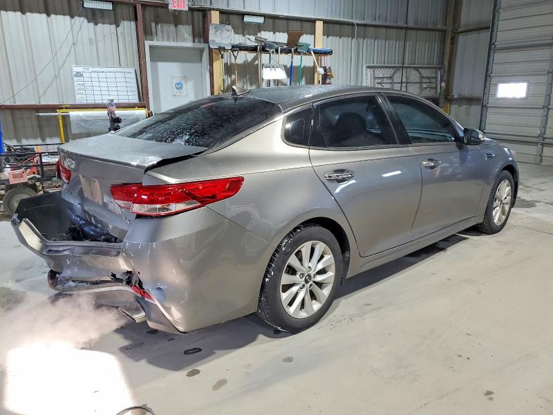 Photo 3 from auction – 2018 KIA OPTIMA EX with VIN 5XXGU4L32JG242532