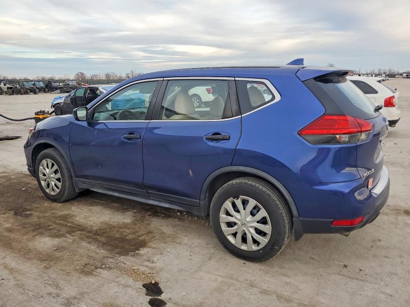 Photo 2 from auction – 2017 NISSAN ROGUE S with VIN JN8AT2MTXHW140596