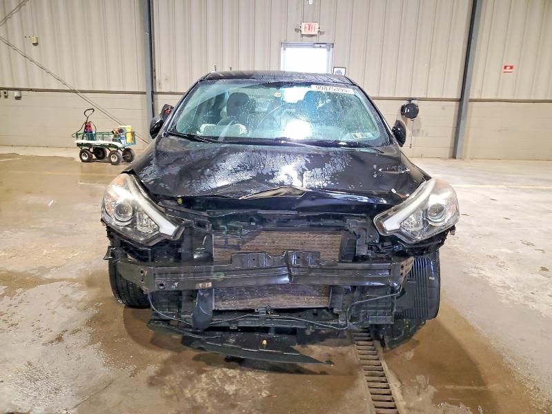 Photo 5 from auction – 2016 KIA FORTE LX with VIN KNAFK4A60G5552252