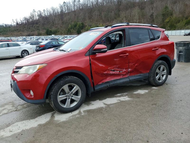 TOYOTA RAV4 XLE 2015 with VIN JTMRFREV5FD147382 - Photo from auction