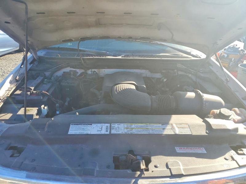 Photo 11 from auction – 2000 FORD F150 with VIN 2FTRX18W0YCA13580