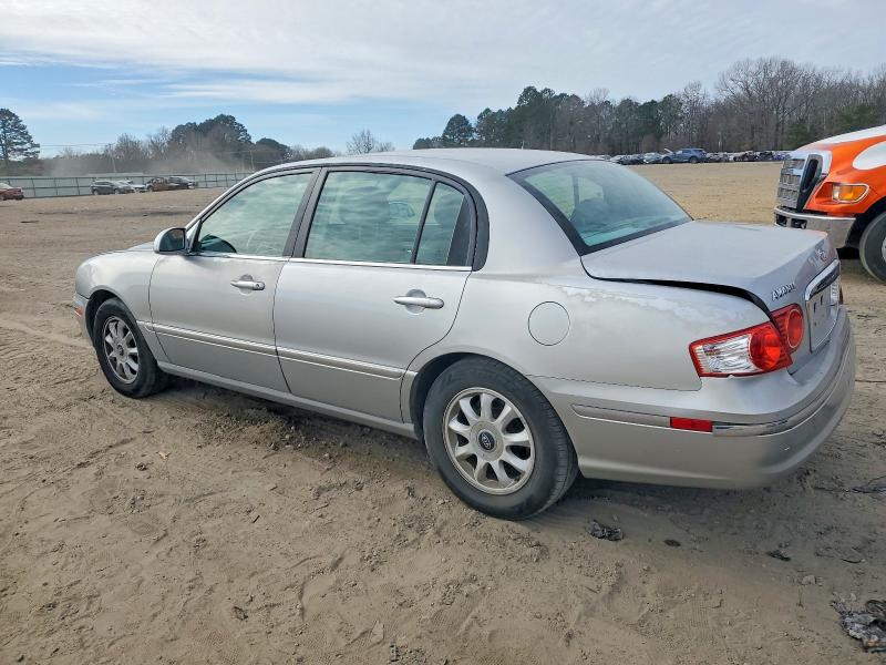 Photo 2 from auction – 2005 KIA AMANTI with VIN KNALD124X55056462