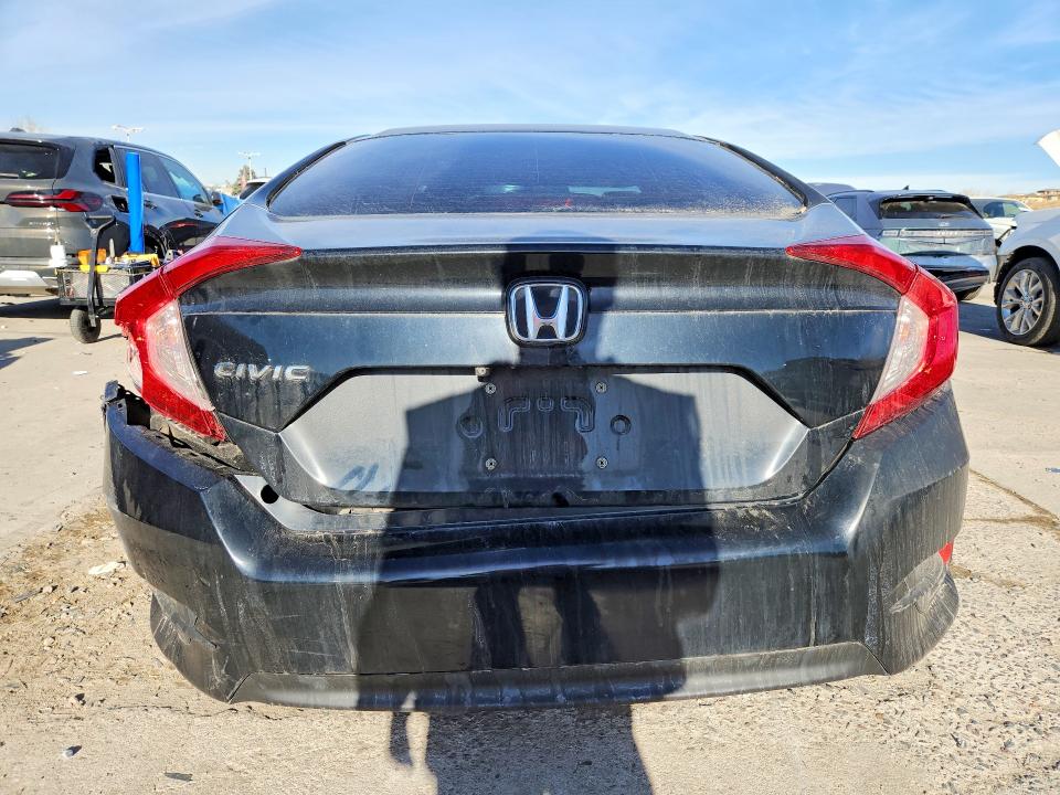Photo 6 from auction – 2016 HONDA CIVIC with VIN 19XFC2F54GE052474