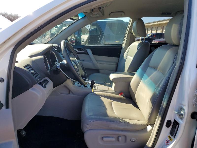 Photo 7 from auction – 2013 TOYOTA HIGHLANDER with VIN 5TDZK3EH3DS129483