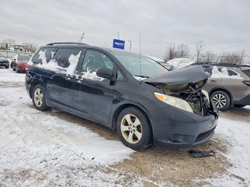 Photo 4 from auction – 2012 TOYOTA SIENNA LE with VIN 5TDKK3DC9CS197583