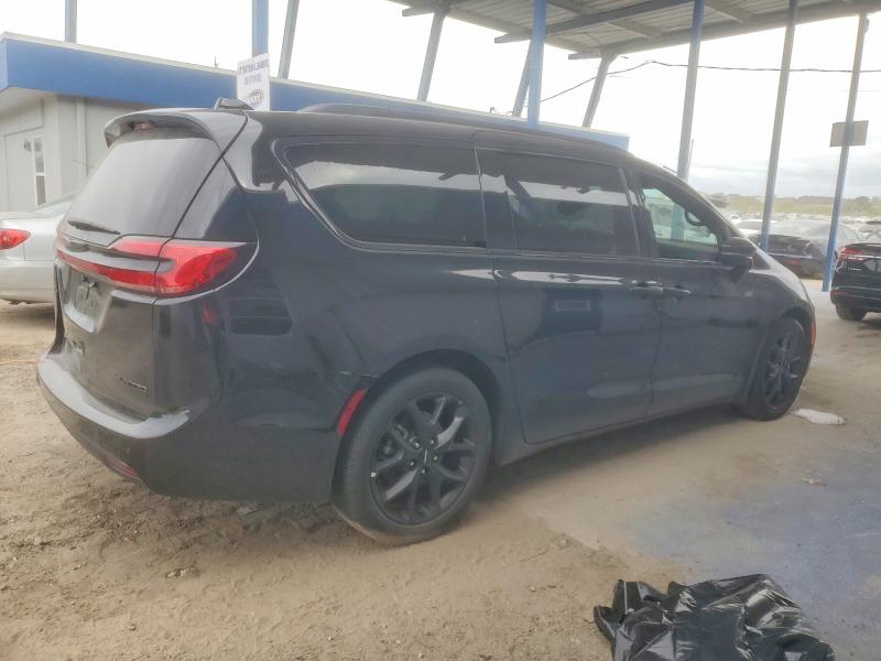 Photo 3 from auction – 2025 CHRYSLER PACIFICA L with VIN 2C4RC1GG6SR520378