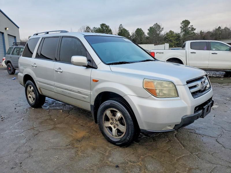 Photo 4 from auction – 2006 HONDA PILOT EX with VIN 5FNYF28486B012637