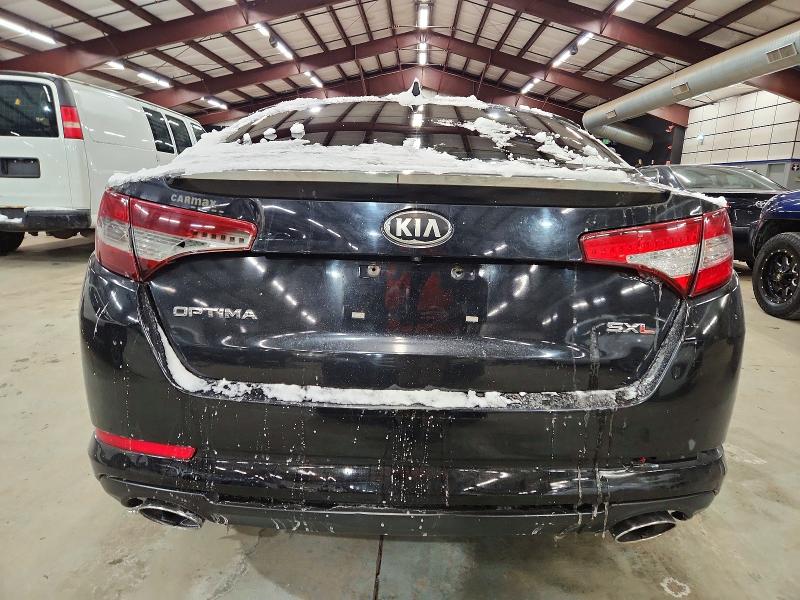 Photo 6 from auction – 2013 KIA OPTIMA SX with VIN 5XXGR4A69DG119572