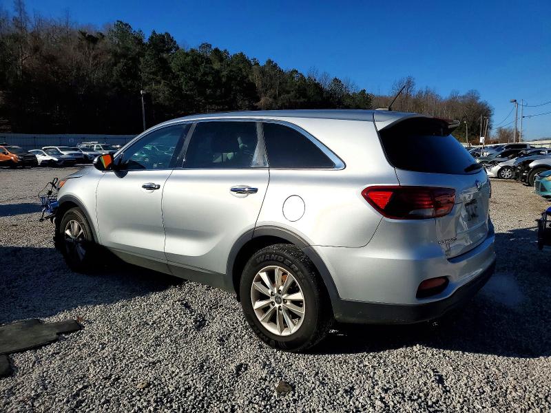 Photo 2 from auction – 2019 KIA SORENTO L with VIN 5XYPG4A38KG592450