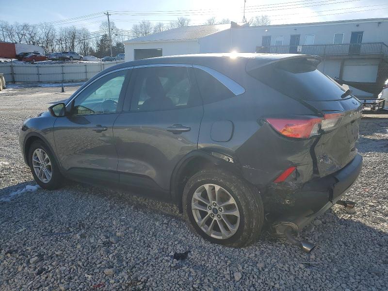 Photo 2 from auction – 2021 FORD ESCAPE with VIN 1FMCU0G69MUA82428