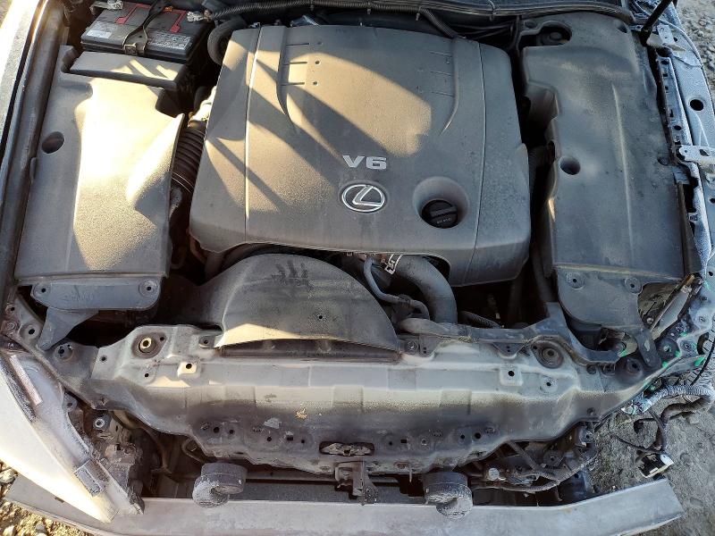Photo 11 from auction – 2011 LEXUS IS 250 with VIN JTHCF5C28B5052485