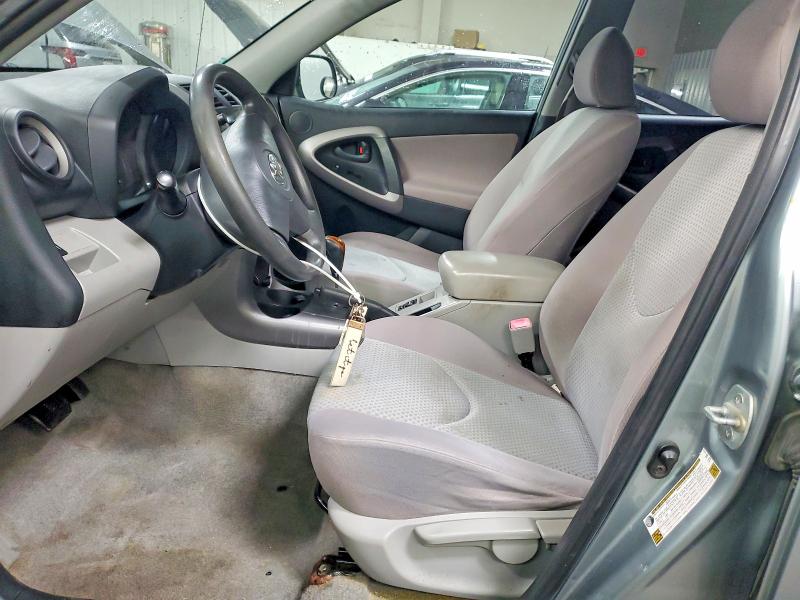Photo 7 from auction – 2006 TOYOTA RAV4 with VIN JTMZD33V866013895