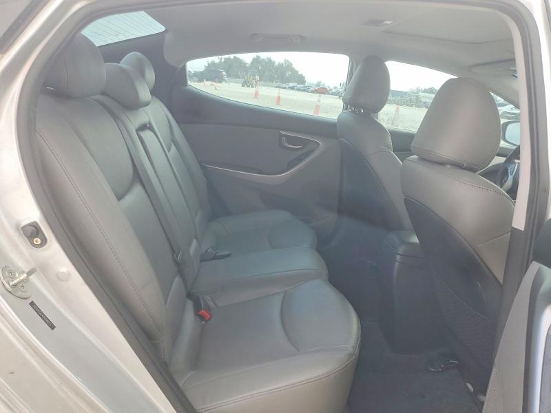 Photo 10 from auction – 2012 HYUNDAI ELANTRA GL with VIN 5NPDH4AEXCH096013