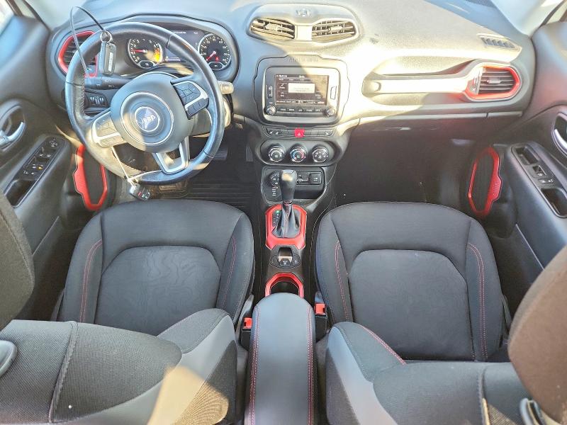 Photo 8 from auction – 2017 JEEP RENEGADE T with VIN ZACCJBCB8HPG58335