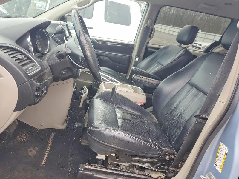 Photo 7 from auction – 2012 CHRYSLER TOWN & COU with VIN 2C4RC1CG7CR413900