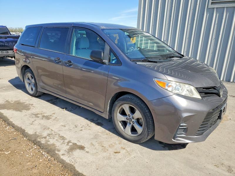 Photo 4 from auction – 2020 TOYOTA SIENNA L with VIN 5TDZZ3DC3LS034678
