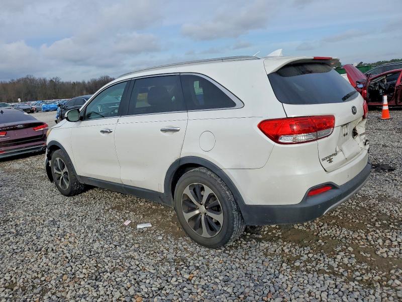 Photo 2 from auction – 2016 KIA SORENTO EX with VIN 5XYPH4A11GG029341