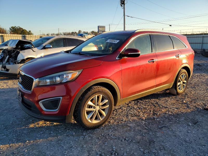 KIA SORENTO 2017 with VIN 5XYPG4A55HG320254 - Photo from auction